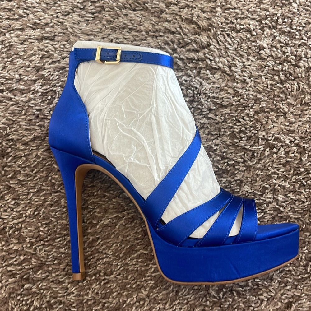 Jessica Simpson size 7 heels - Picture 2 of 12